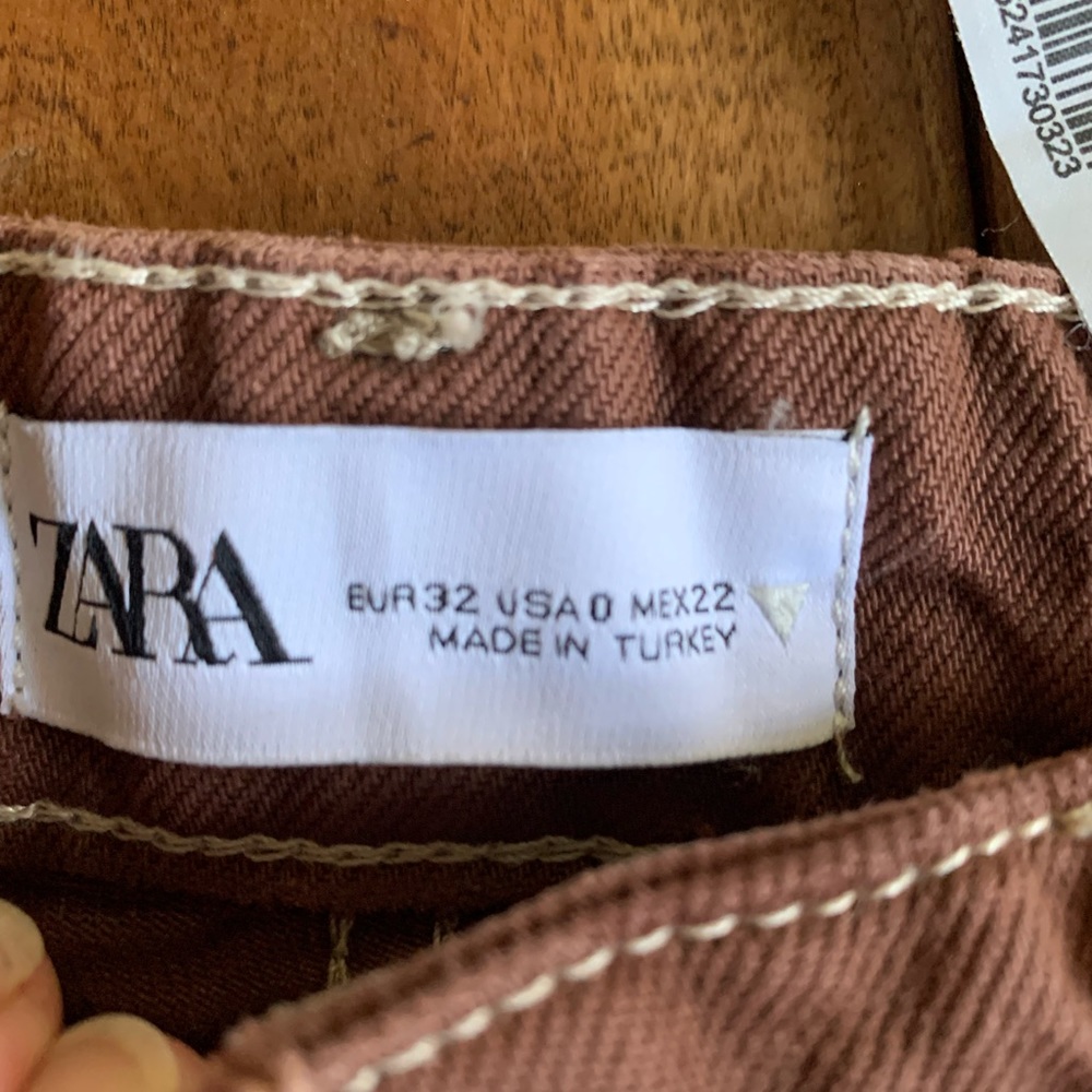 Zara brown wide leg jeans with raw seam. Size 0 (32/22). Guc - Picture 7 of 7